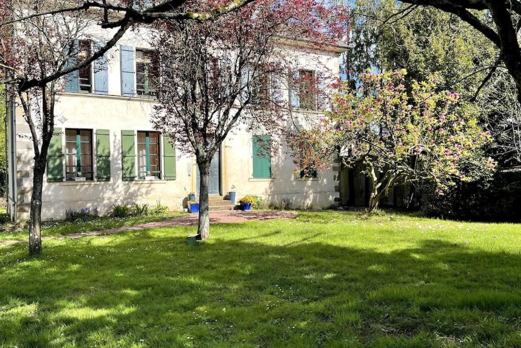 Le Manoir Mermoz : Appartement T2 Tout Equipe Rennes Exterior foto